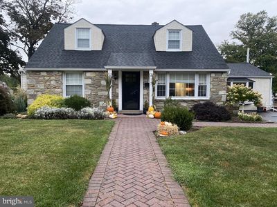Property at 417 Suffolk Rd, Flourtown, PA