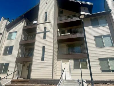 651 S Snowflake Ln #306