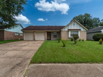 1209 Clover Dr