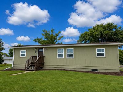 214 N 6th St