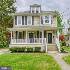911 Eldridge Ave