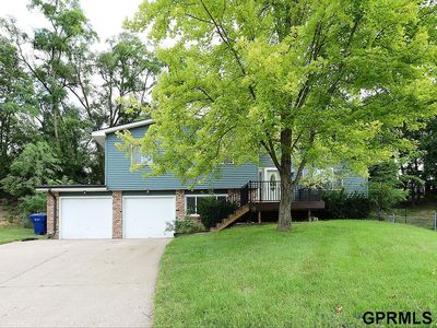 902 Calmar Cir