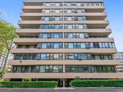 10-10 166 Street #6D