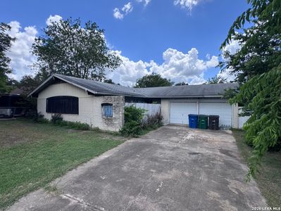4232 Chestnuthill Dr