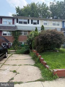 Property at 38 Oakmont Dr, New Castle, DE