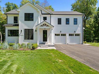 17 Upland Rd