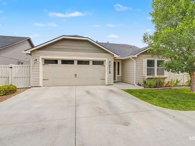 2129 E Elm Grove Dr