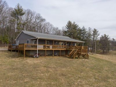 446 Good Neighbors Rd NE