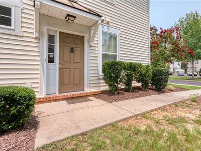 3215 Kenton Ct