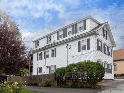 14 Washington St #3