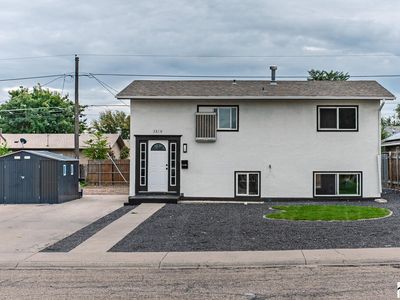 3816 Devonshire Ln