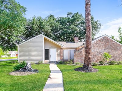 Property at 6222 Maywood Forest Dr, Houston, TX