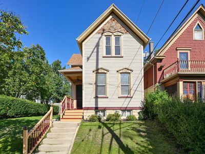216 E Garfield AVENUE