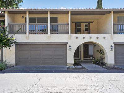 3404 Manchester Common