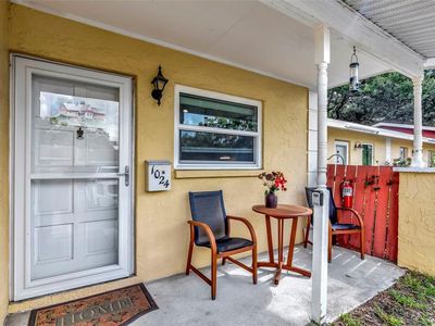 1024 De Soto Dr