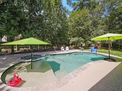 11421 Lake Oak Dr