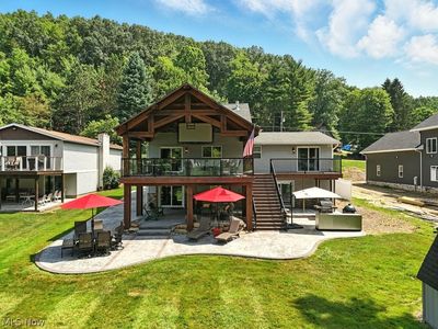 196 E Mohawk Dr