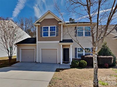 814 Sarah Laura Ln