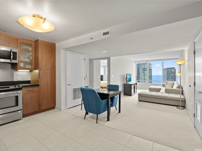 1009 Kapiolani Blvd APT 4206