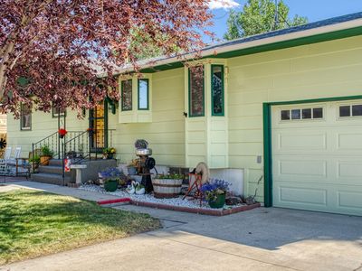 110 E Sunset Dr