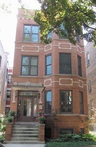 Property at 2335 W Iowa St APT 1G, Chicago, IL