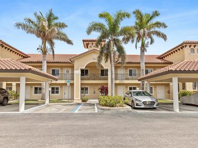 7196 N Plum Tree UNIT 323