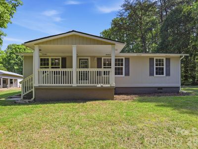 136 Woodridge Ln