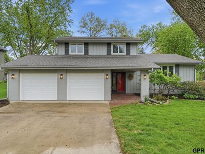 14227 Woolworth Cir