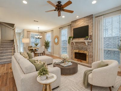 649 Raintree Cir