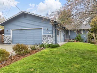 1335 NW Prospect Ave