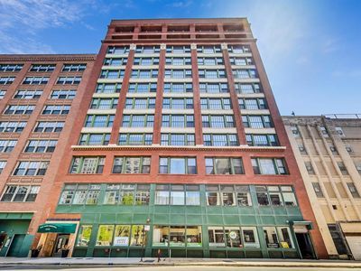 633 S Plymouth Ct APT 403