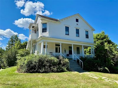 431 E Seneca St