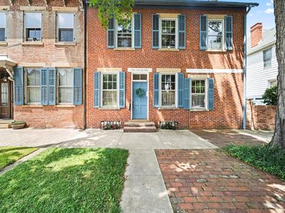 179 W Water St