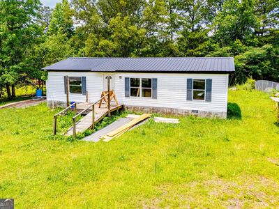 33 Holiday Dr