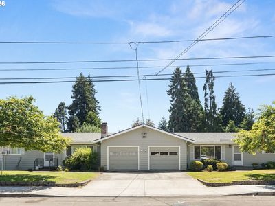 Property at 1574 SE Spruce St, Hillsboro, OR