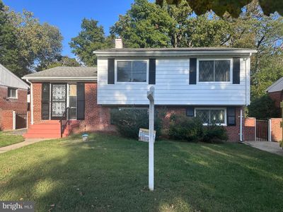 6117 Balfour Dr