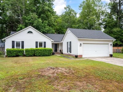 121 Hamlet Rd