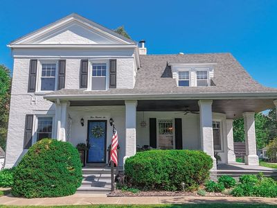 Property at 306 W Perry St, Pittsfield, IL