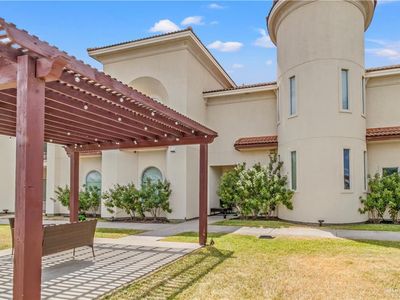 1412 E Keeton Ave #13