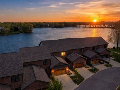 535 Laketower Dr #105