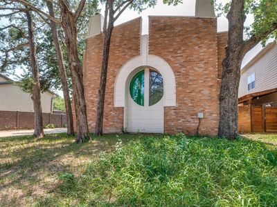 Property at 622 W Union Bower Rd, Irving, TX
