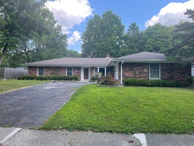 8029 Vineyard Dr