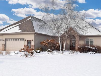 N6393 Tradewinds CIRCLE