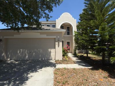 810 Benton Dr