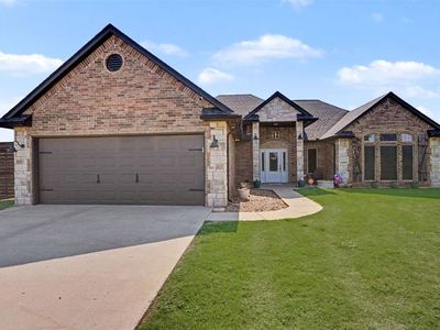 6 Lake Crest Cir