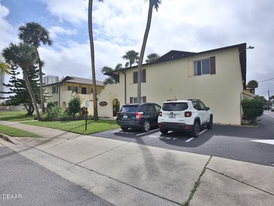 400 Oakridge Blvd APT 14