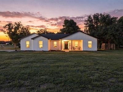 795 CROSSTOWER DRIVE