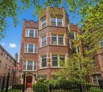5138 S Kenwood Ave #G