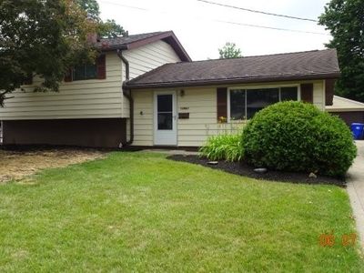 Property at 13963 Havendale Dr, Brookpark, OH