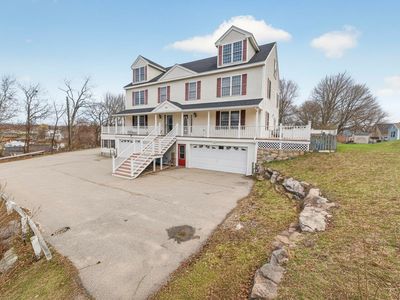 160 S Elm Street